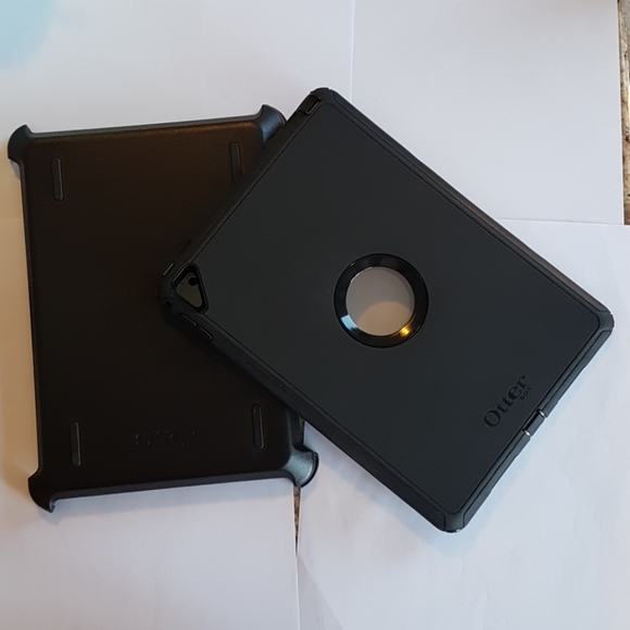 IPAD Pro 9.7-inch Defender Case - Picture 4 of 8